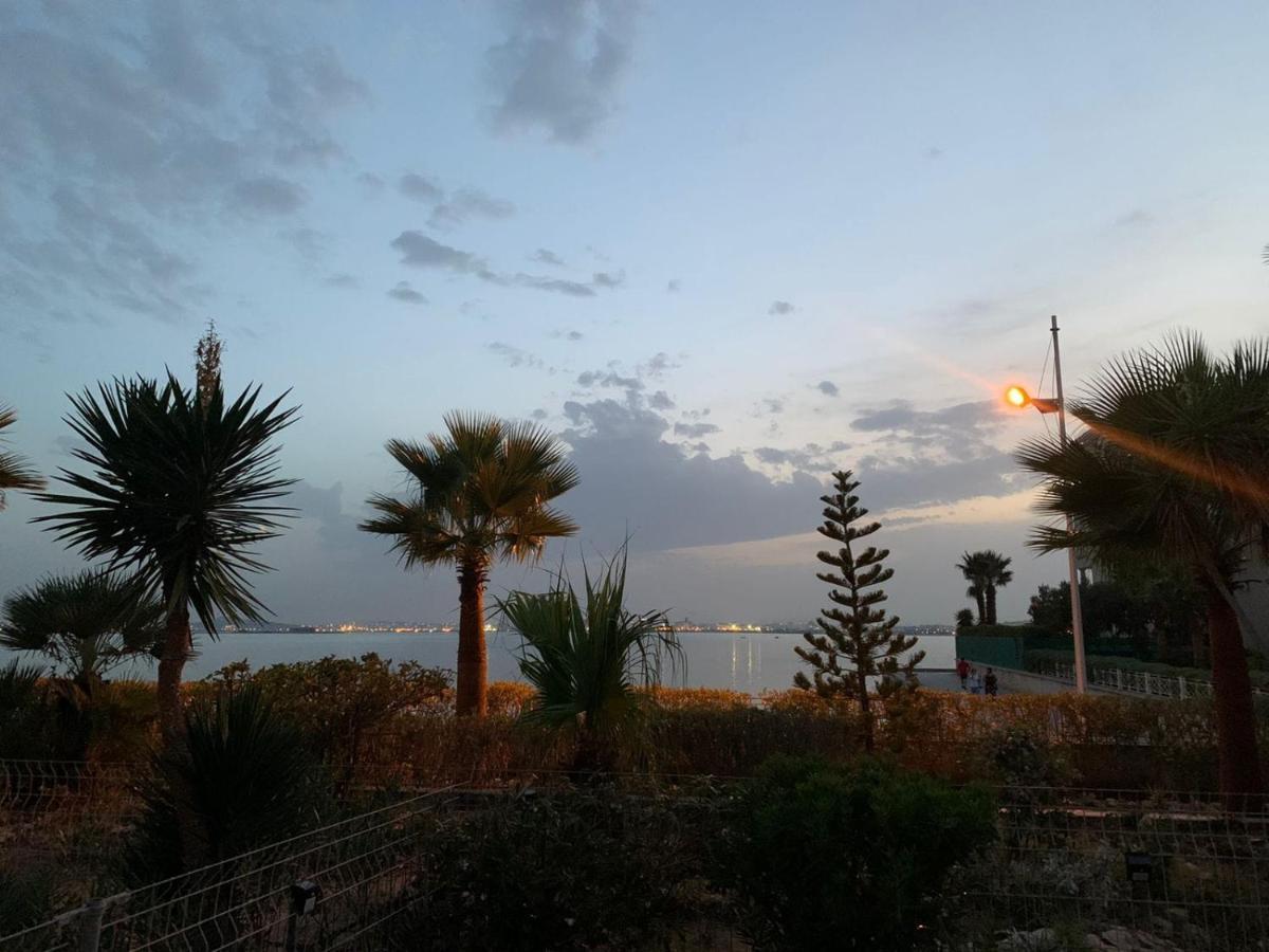 Tres Bel Appartement Avec Jardin Et Vue Sur Le Lac Apartment Tunis