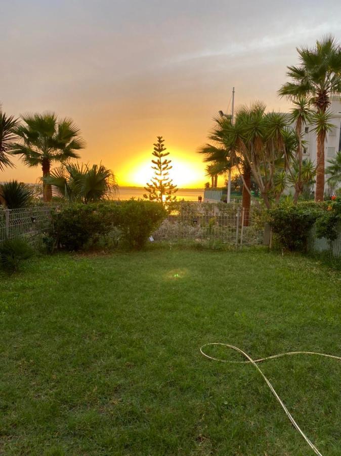 Tres Bel Appartement Avec Jardin Et Vue Sur Le Lac Apartment Tunis