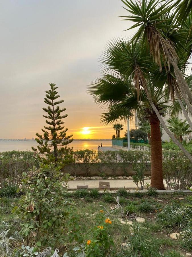 Tres Bel Appartement Avec Jardin Et Vue Sur Le Lac Apartment Tunis